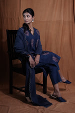 Pink Butti Kurta : Indigo