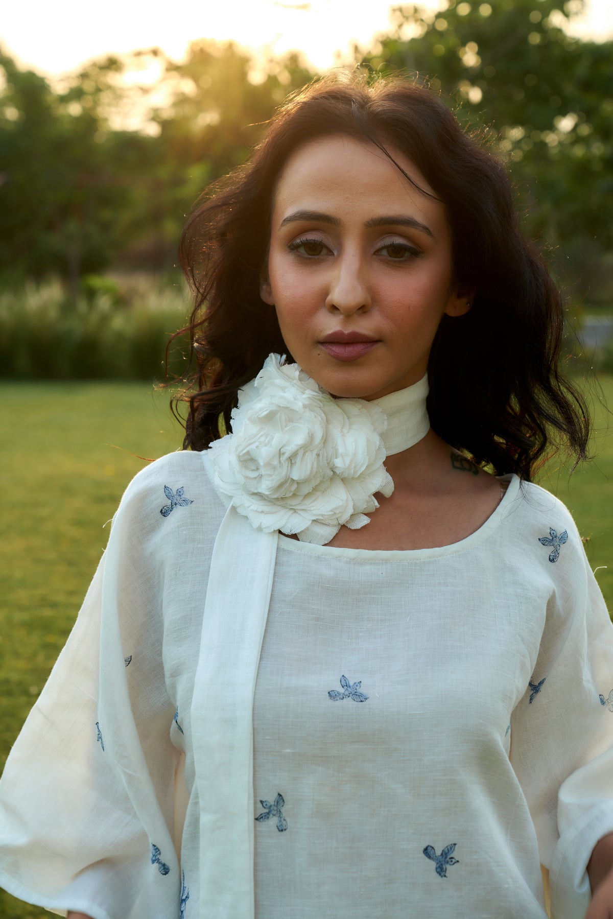 Neck Wrap Around Flower