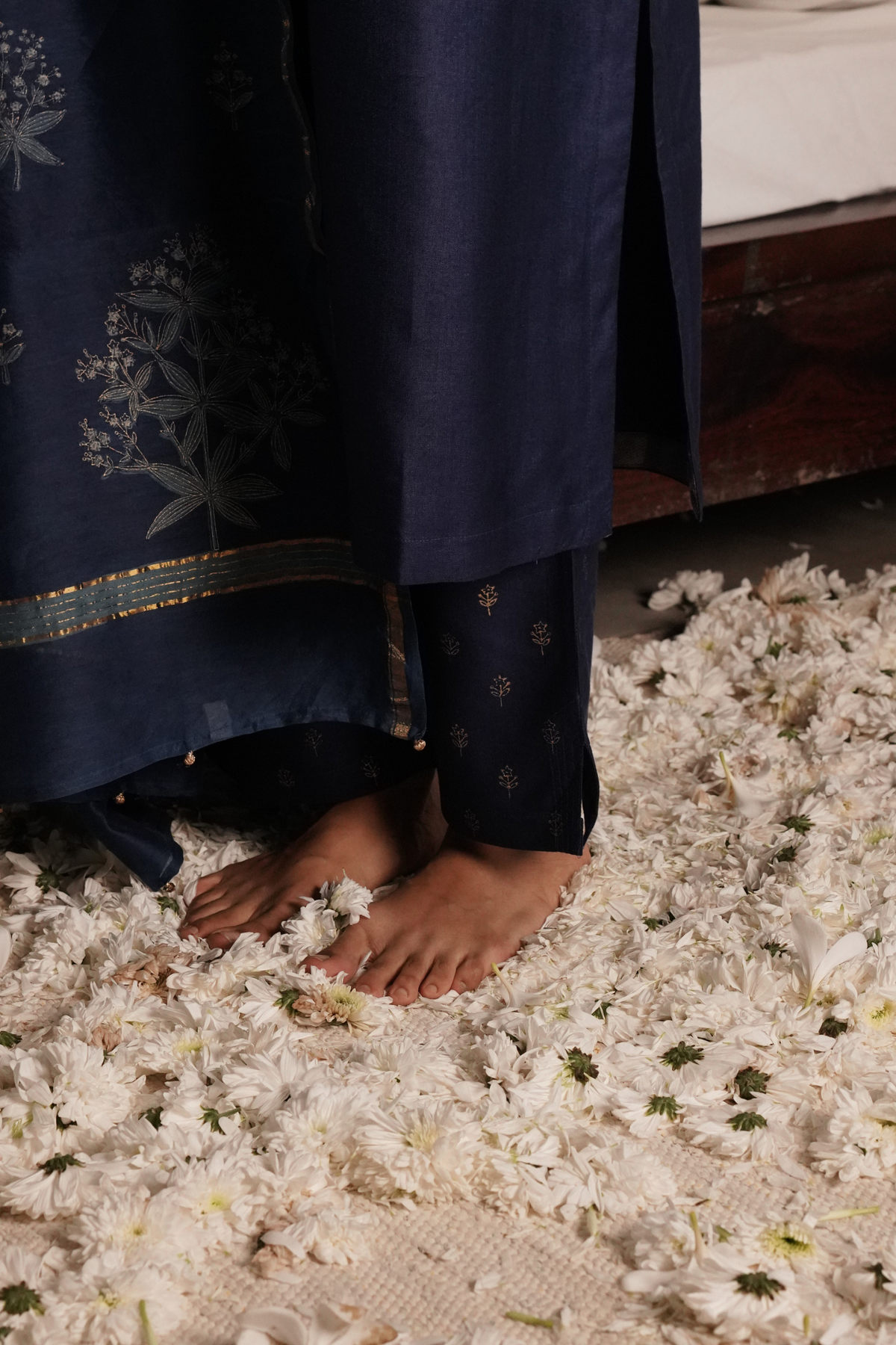 Nida Kurta & Pant - Indigo