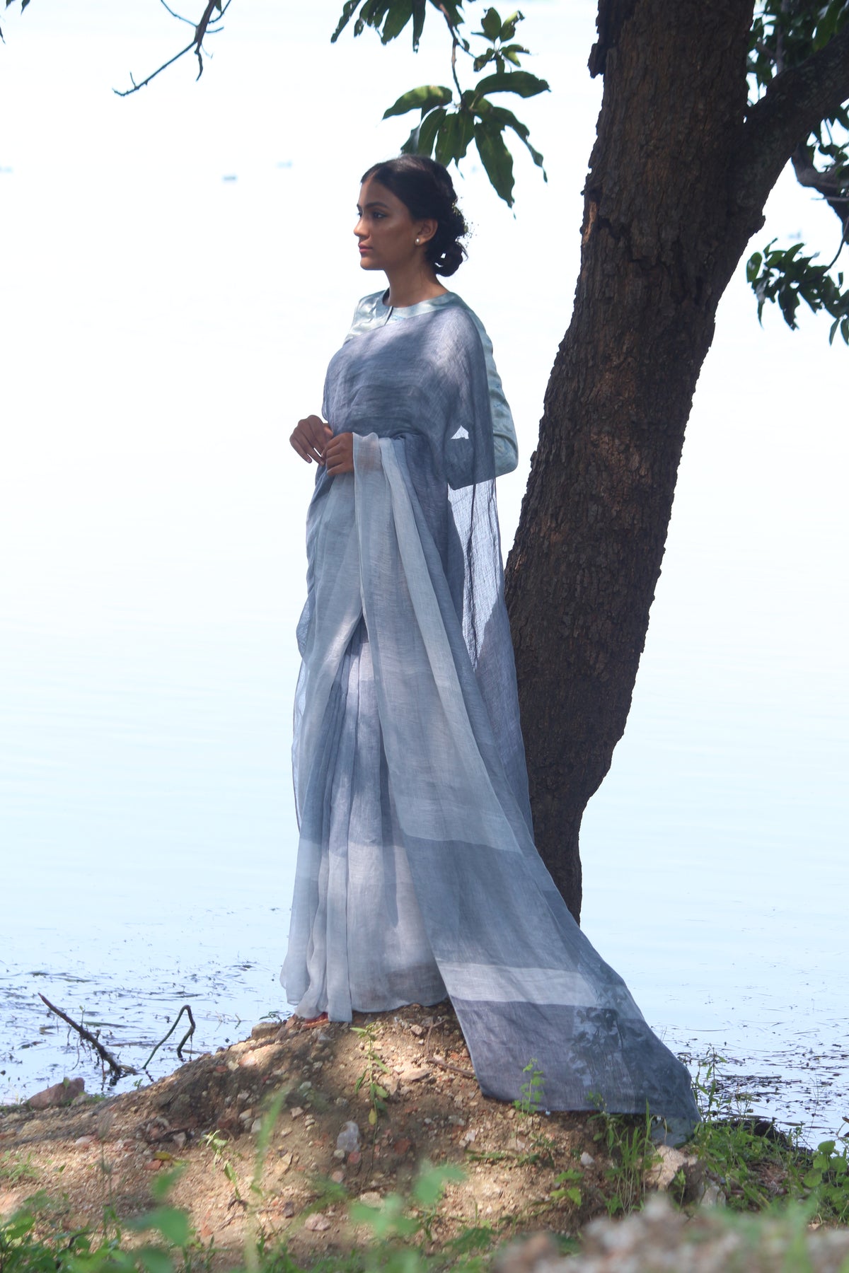 SLATE LINEN SAREE