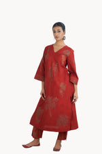 Maltas Red Kurta