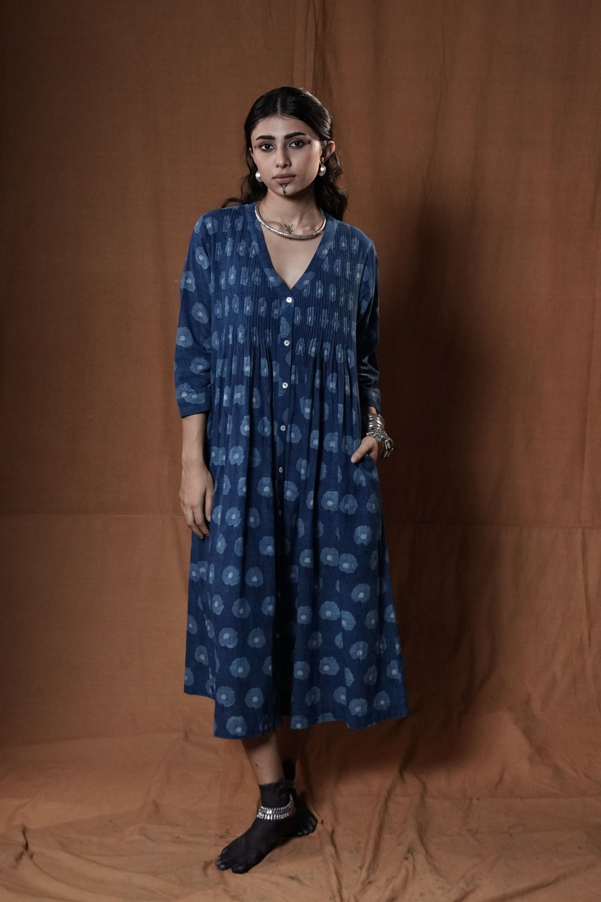 Khejri V-Neck Dress : Indigo