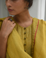 Nargis Haldi Kurta