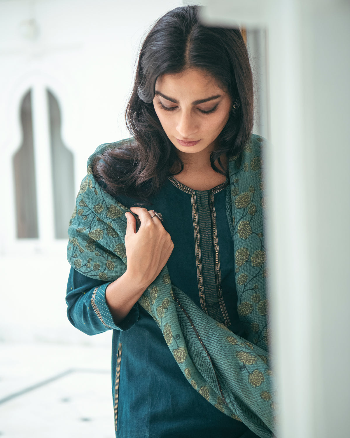 Nargis Juhi Kurta