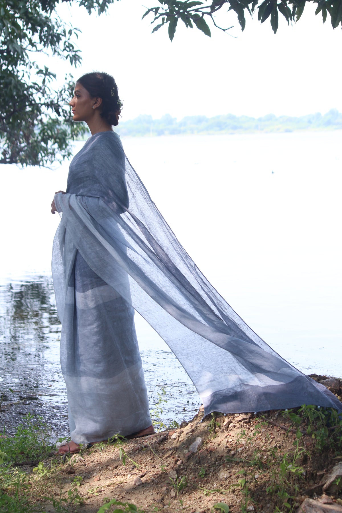 SLATE LINEN SAREE
