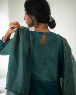 Nargis Nashpal Kota Dupatta