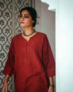 Nargis Chameli Kurta