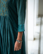 Nargis Bela Kurta