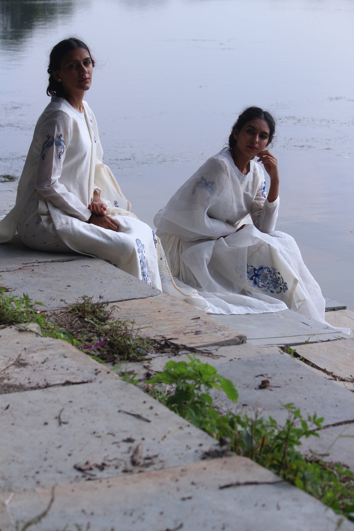 TEEN-TEEN MOR KURTA