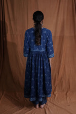 Gathered Butti Kurta: Indigo
