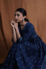 Gathered Butti Kurta: Indigo