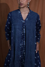 Panel Floral Kurta : Indigo