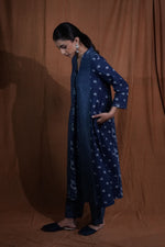 Panel Floral Kurta : Indigo