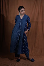 Panel Floral Kurta : Indigo