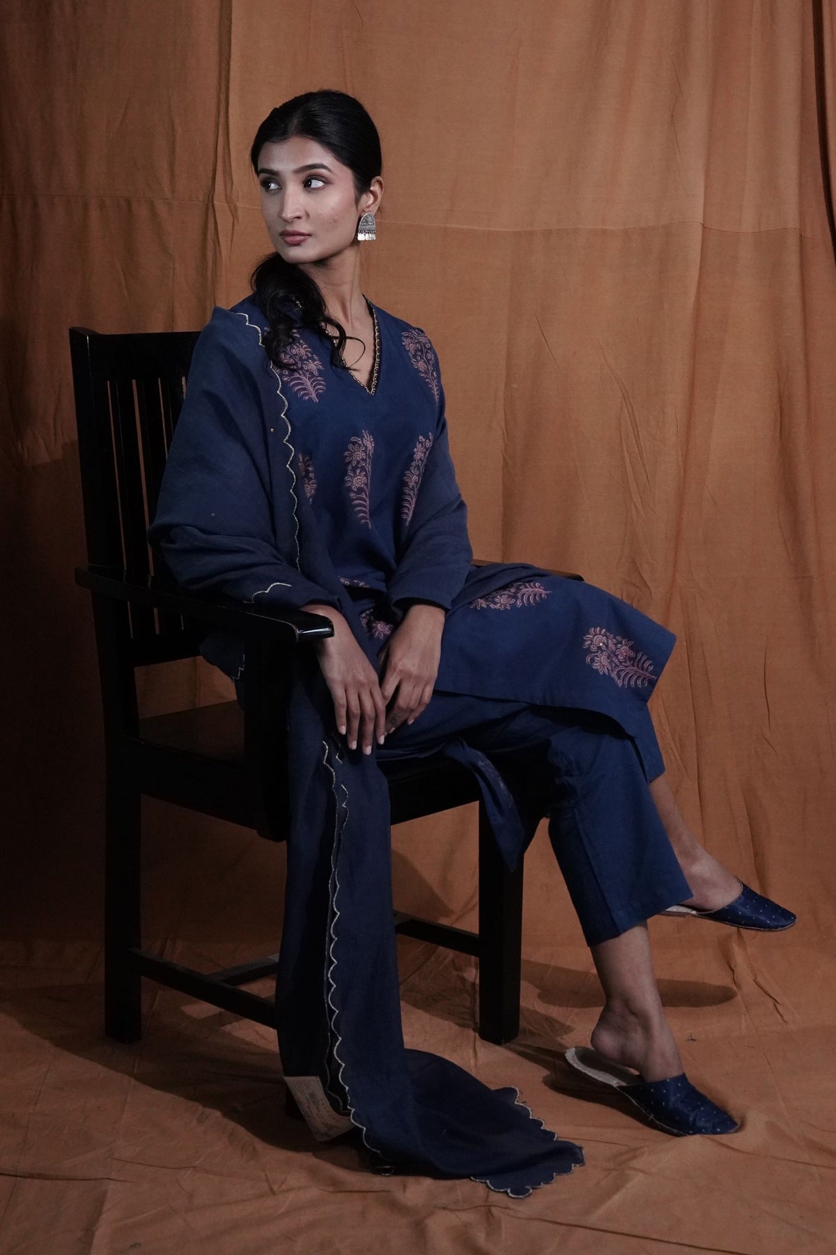 Pink Butti Kurta : Indigo