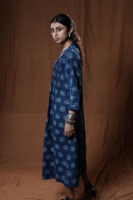 Khejri V-Neck Dress : Indigo