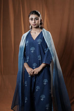 Khejri Butti Kurta : Indigo