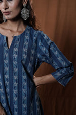 Khejri Striped Kurta : Indigo