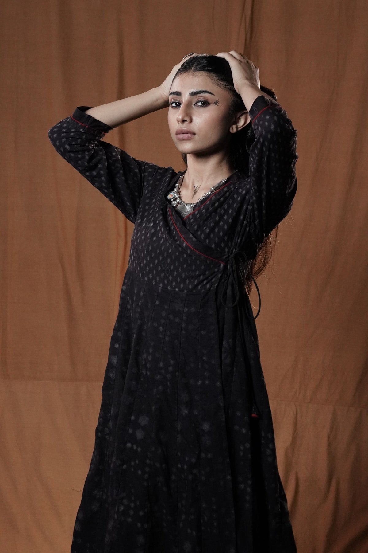 EcoCouture Angarkha - Black